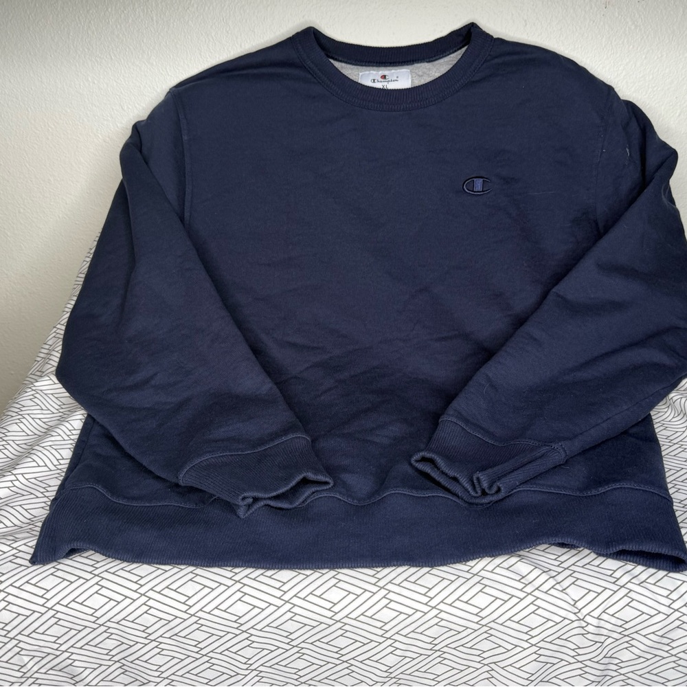 Champion Men's Dark Blue Crewneck Sweater